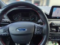 Gebraucht Ford Focus ST-Line 125 PS (91 kW) 2019 Weiß Kombi