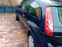 Gebraucht Ford Fiesta 72 PS (52 kW) 2006 Violet Kleinwagen