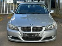 Gebraucht BMW 318 143 PS (105 kW) 2010 Silber Kombi