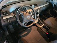 Gebraucht VW Passat 105 PS (77 kW) 2012 Schwarz Kombi