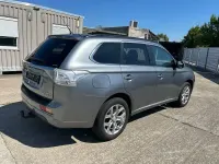 Gebraucht Mitsubishi Outlander P-HEV Plus 121 PS (88 kW) 2015 Grau SUV