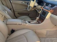 Gebraucht Mercedes CLS500 306 PS (225 kW) 2006 Weiß Limousine