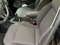 Second-hand VW Polo Comfortline 75 CP (55 kW) 2015 Negru Berlinǎ