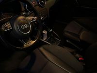 Gebraucht Audi A1 Ambition 86 PS (63 kW) 2011 Weiß Kleinwagen