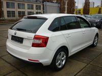 Gebraucht Skoda Rapid Ambition 86 PS (63 kW) 2015 Weiß Limousine