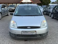 Gebraucht Ford Fiesta 80 PS (58 kW) 2005 Silber Kleinwagen
