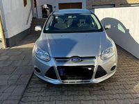Gebraucht Ford Focus Ambiente 101 PS (74 kW) 2014 Silber Kombi