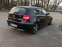 Gebraucht BMW 116 122 PS (89 kW) 2007 Schwarz Kleinwagen