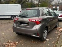 Gebraucht Toyota Yaris Comfort 72 PS (52 kW) 2018 Grau Kleinwagen