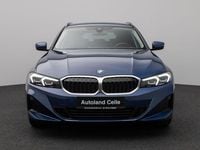 Gebraucht BMW 330e Shadowline 292 PS (214 kW) 2022 Blau Kombi
