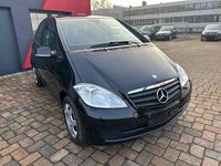 Gebraucht Mercedes A160 95 PS (69 kW) 2011 Schwarz Kleinwagen