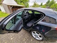 Gebraucht BMW 116 120 PS (88 kW) 2010 Schwarz Kleinwagen