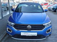 Gebraucht VW T-Roc Cabriolet Active 150 PS (110 kW) 2021 Blau Cabrio