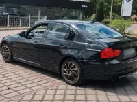 Gebraucht BMW 318 143 PS (105 kW) 2009 Schwarz Limousine