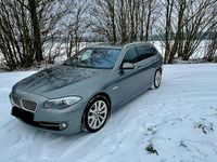 Gebraucht BMW 520 184 PS (135 kW) 2013 Grau Kombi