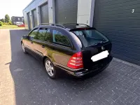 Gebraucht Mercedes C320 Avantgarde 218 PS (160 kW) 2001 Schwarz Kombi