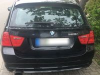 gebraucht BMW 320 i Touring Kombi Automatik schwarz Panorama AHK defekt