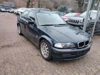 Gebraucht BMW 325 192 PS (141 kW) 2000 Blau Limousine
