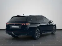 Gebraucht VW Passat R-line 272 PS (200 kW) 2025 Grenadillschwarz metallic Kombi