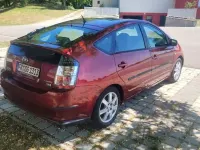 Gebraucht Toyota Prius Sol 111 PS (81 kW) 2005 Rot Kleinwagen