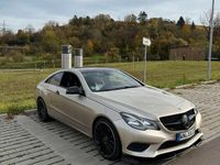 Gebraucht Mercedes E250 211 PS (155 kW) 2014 Beige Coupé