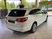 Usata Opel Astra Elegance 122 CV (89 kW) 2022 Bianco Utilitaria