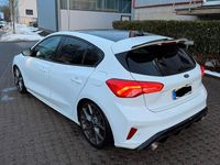 Gebraucht Ford Focus Performance Edition 280 PS (205 kW) 2021 Weiß Limousine
