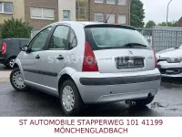 Usado Citroën C3 Advance 60 CV (44 kW) 2005 Negro Utilitario
