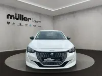 Gebraucht Peugeot e-208 Active 100 kW (136 PS) 2022 Weiss Kleinwagen