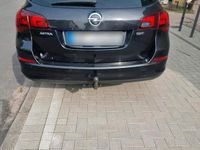 Gebraucht Opel Astra 130 PS (95 kW) 2012 Schwarz Kombi