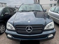 Gebraucht Mercedes ML270 163 PS (119 kW) 2003 Blau SUV