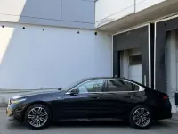 Gebraucht BMW 520 M Sport 197 PS (144 kW) 2024 Schwarz Limousine
