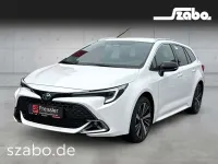 Neu Toyota Corolla 179 PS (131 kW) 2025 Super white 2 Kombi