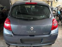 Gebraucht Renault Clio II 75 PS (55 kW) 2006 Blau Kleinwagen