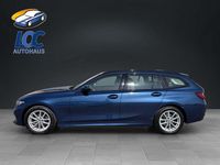 Gebraucht BMW 318 Shadowline 150 PS (110 kW) 2023 Blau Kombi
