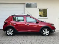 Gebraucht Dacia Sandero Prestige 90 PS (66 kW) 2016 Feuerrot SUV