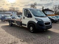 Gebraucht Peugeot Boxer 163 PS (119 kW) 2017 Weiß Van