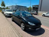 Gebraucht Peugeot 206 CC 110 PS (80 kW) 2002 Schwarz Cabrio