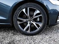 Gebraucht Volvo V60 145 PS (106 kW) 2025 Kombi