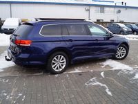 Gebraucht VW Passat Comfortline 150 PS (110 kW) 2019 Blau Limousine