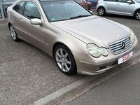 Gebraucht Mercedes C200 163 PS (119 kW) 2001 Gold Coupé