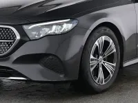 Gebraucht Mercedes E220 197 PS (144 kW) 2025 Andere Limousine
