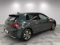Gebraucht VW Golf VIII Life 116 PS (85 kW) 2025 Grau Limousine