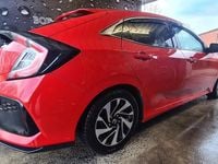 Gebraucht Honda Civic 129 PS (94 kW) 2017 Rot Limousine