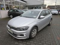 Gebraucht VW Polo Comfortline 95 PS (69 kW) 2021 Reflexsilber (metallic) Limousine