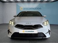 Gebraucht Kia Ceed 99 PS (72 kW) 2025 Weiss Kleinwagen