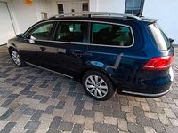 Gebraucht VW Passat Highline 160 PS (117 kW) 2013 Blau Kombi