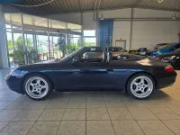 Gebraucht Porsche 996 300 PS (220 kW) 2000 Blau Cabrio