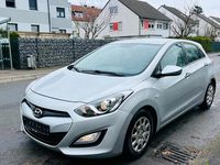 Gebraucht Hyundai i30 90 PS (66 kW) 2015 Limousine