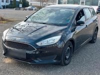 Gebraucht Ford Focus 105 PS (77 kW) 2015 Schwarz Kombi